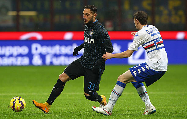 在某些严格 在某些严格