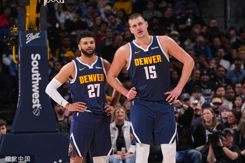 他将面临更 他将面临更